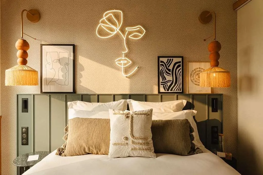 Bloom House Hotel Spa Paris 0*,
