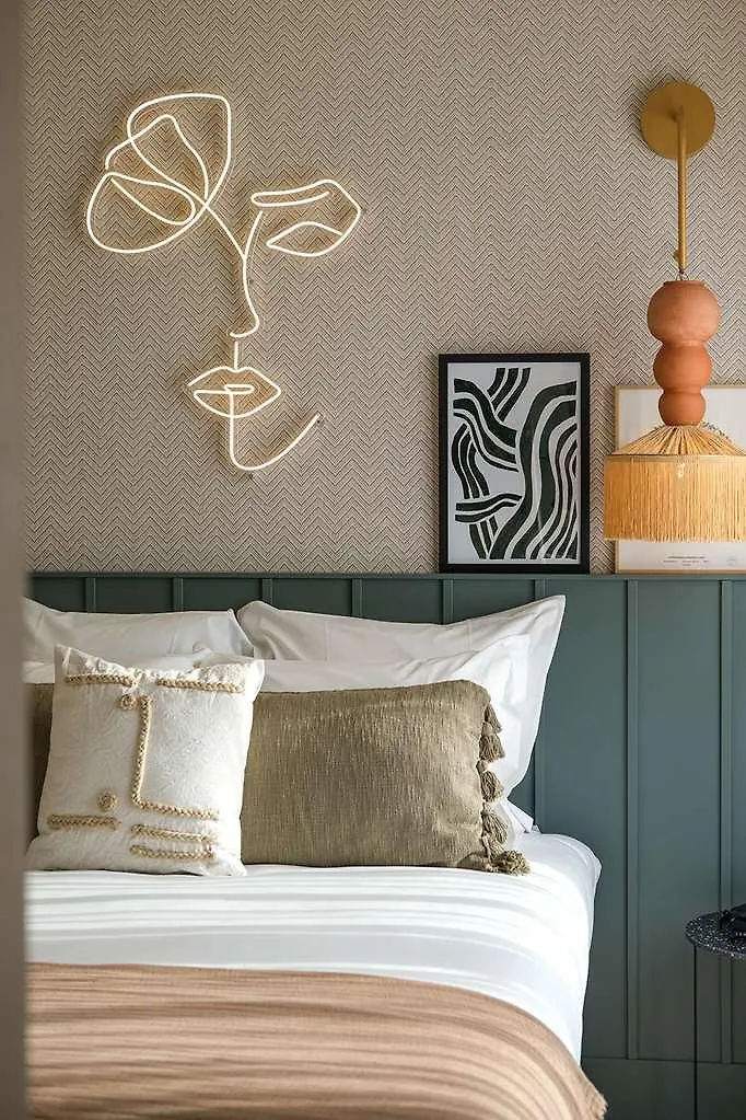 Bloom House Hotel Spa Paris 0*,  France